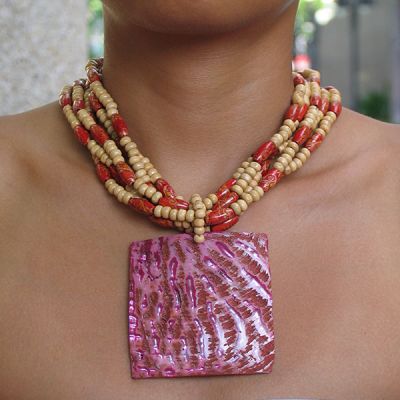 Sea Shell Pendant P18